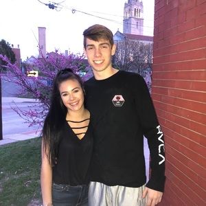 Meet your Posher, Alex